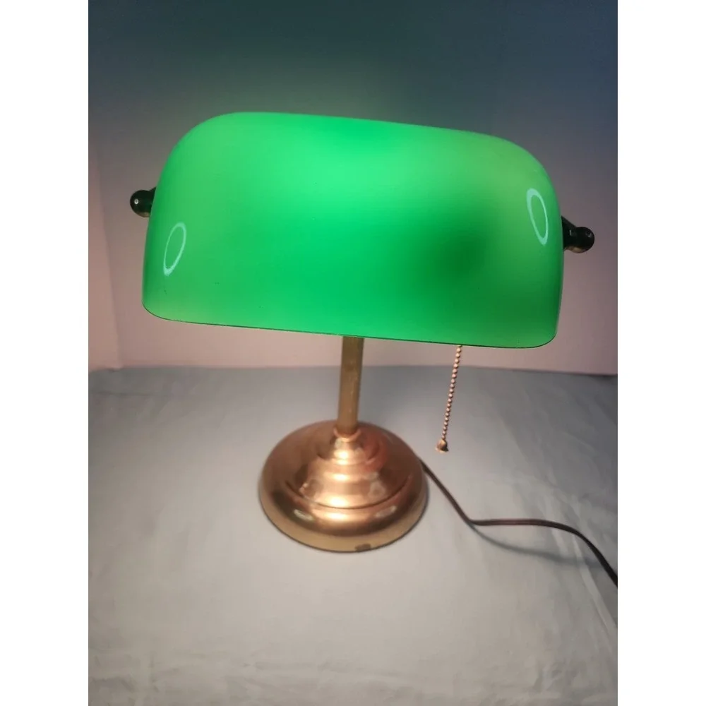 Vintage Underwriters Laboratories Portable Brass Bankers Desk Lamp Green Shade